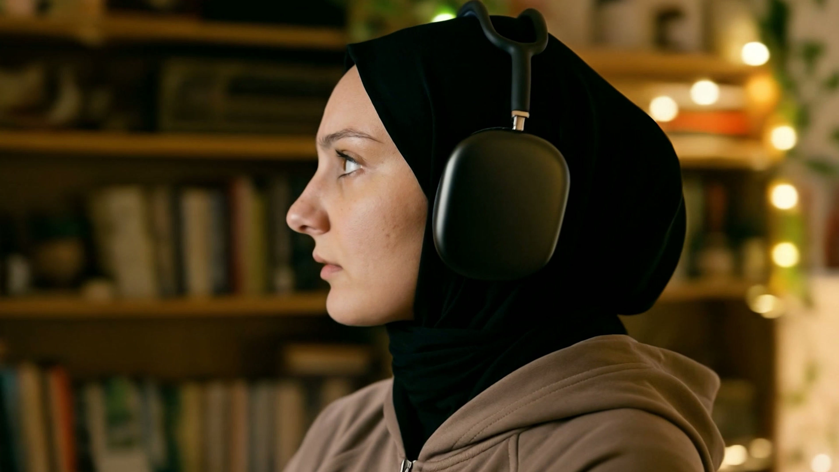 Bir Dünya Edebiyat Ödülleri Ai Film